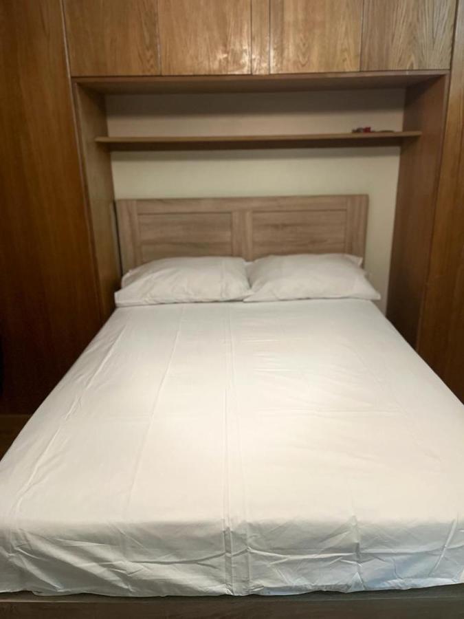 London 1 Bed Cosy House Apartment Norwood Exterior photo